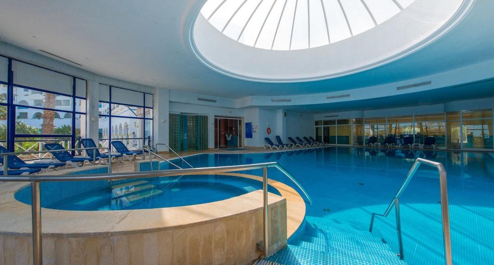 Regency & Spa Hotel 4*